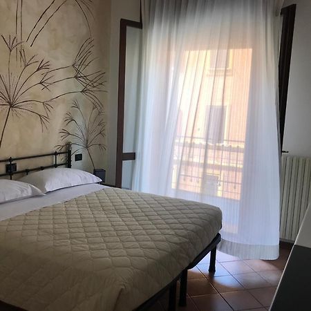Int 12 - Appartamento Dei Gerani By Residence San Luca Bologna Exteriör bild